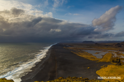 Die schwarzen Lava-Strände an der Südküste von Island