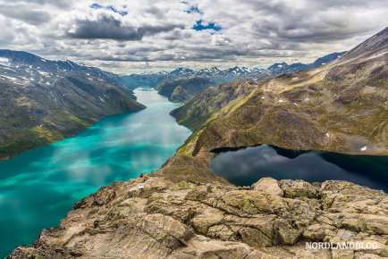 Eine der populärsten Wanderungen in Norwegen: Tour über den Besseggengrat