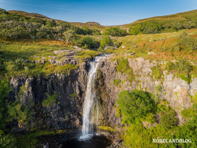 Beeindruckender Wasserfall "Eas Fors" der sich in drei Ebenen aufteilt (Isle of Mull)
