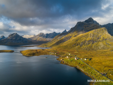 Blick auf den Selfjord bei Fredvang (Lofoten)