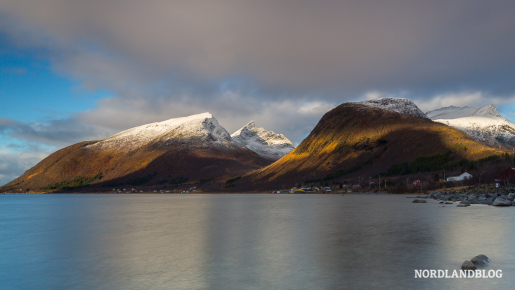 Am Bergsbotn mit Blick auf Skaland (Insel Senja)