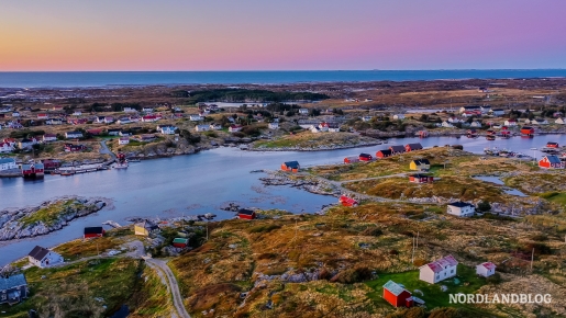 Blick auf das Fischerdorf Titran an der norwegischen Westküste