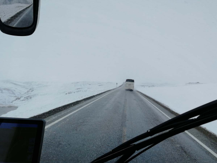 Am 10.06.2019 auf der Insel Mageroya. Leider kamen wir mit dem Bus nicht zum Nordkap, weil es an dem Tag keinen Konvoy mehr gab.