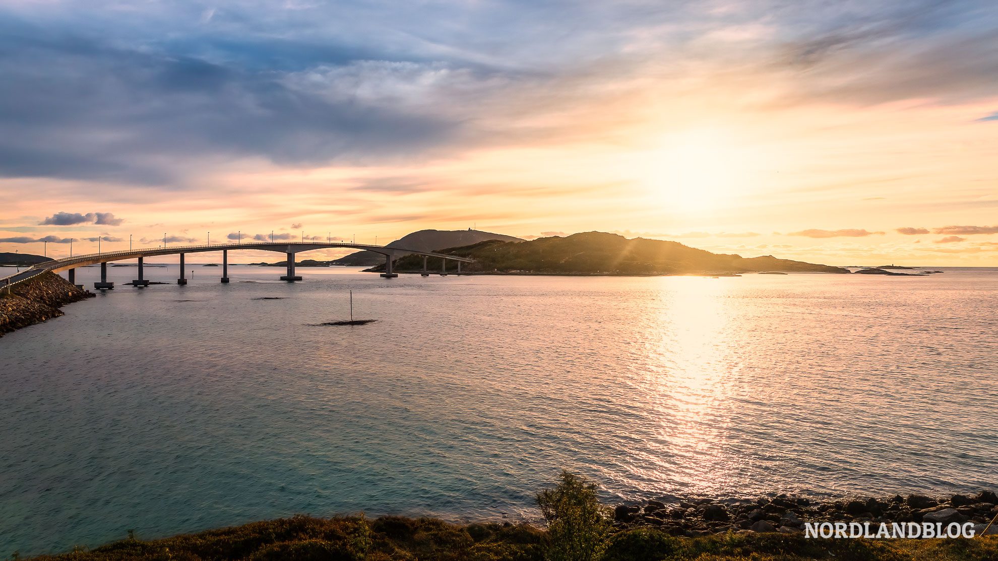 Mitternachtssonne Insel Sommaroy Nordnorwegen