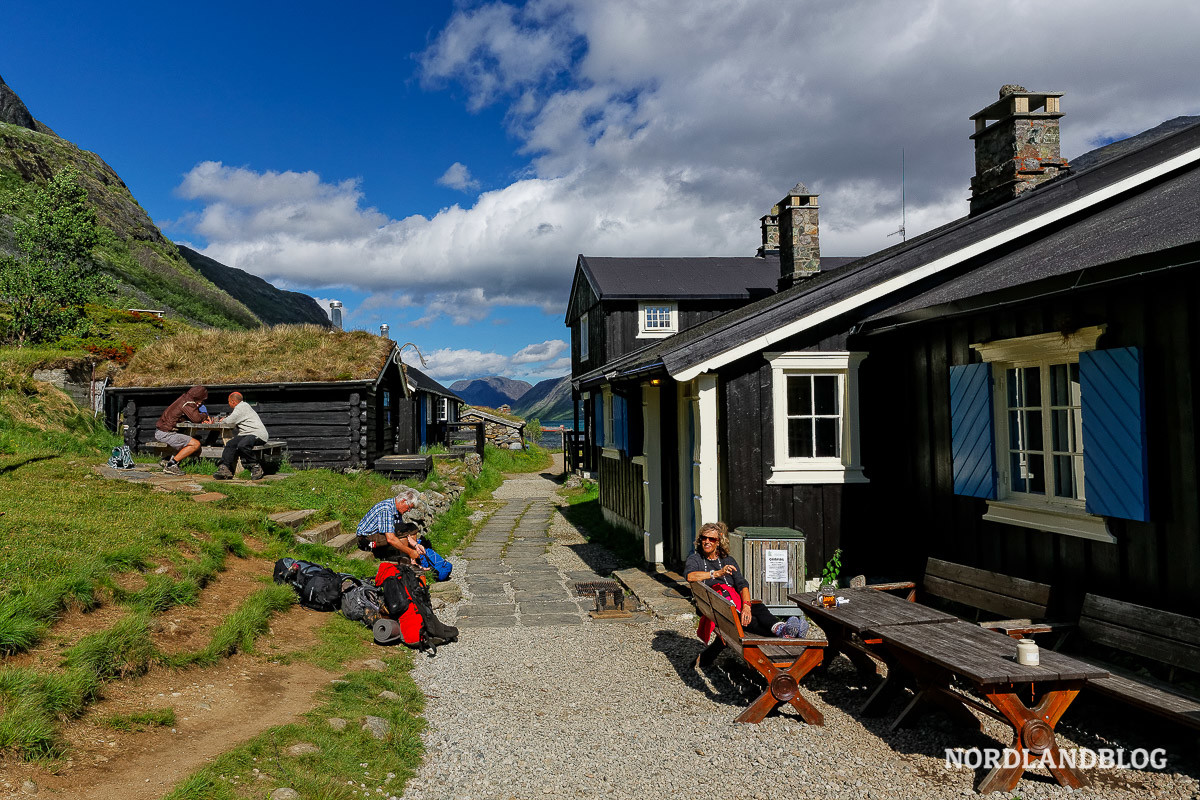Übernachten in Norwegen - ganz stilecht in einer DNT-Hütte im Gebirge 