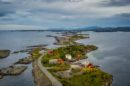 Titelbild Kastenwagen Rundreise Norwegen Atlantikstrasse - Atlanterhavsveien Westküste mit Drohne