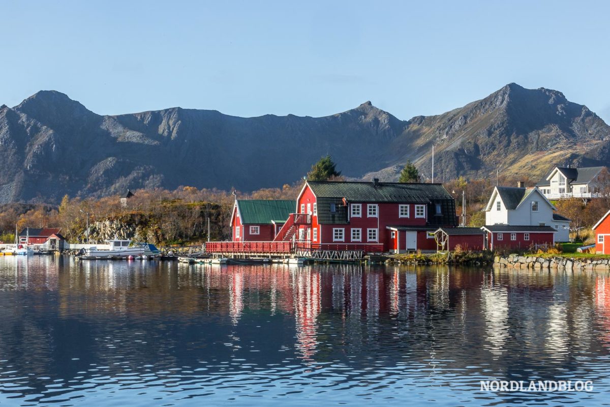 Roadtrip"Inseln des Nordens" - Herbst im Norden von Norwegen (Teil 3: Unterwegs auf den Vesterålen) Roadtrip"Inseln des Nordens" - Herbst im Norden von Norwegen (Teil 3: Unterwegs auf den Vesterålen) - Vesteralen, Van, Roadtrip, Nordnorwegen, Inseln des Nordens, Inseln, Herbst - roadtrips, norwegen - Im dritten Teil unserer spannenden Beitragsserie über unseren Norwegen-Roadtrip mit dem Kastenwagen, nehmen wir dich mit auf die Inselwelt der Vesterålen im Norden von Norwegen. Lies unter anderem von den ersten Nordlichtern des Jahres und dem beginnenden Winter...