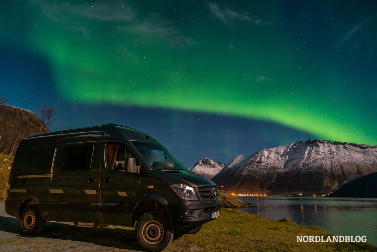 Wintercamping in Skandinavien mit dem Kastenwagen - Erfahrungen und Tipps Wintercamping in Skandinavien mit dem Kastenwagen - Erfahrungen und Tipps - Wintercamping, Winter, Nordnorwegen, Kastenwagen, Campingplatz, Camping Norwegen, Camping - norwegen-ratgeber, camping - Wir verraten dir die neun wichtigsten Basics für einen erfolgreichen Wintercamping-Roadtrip in Norwegen und sagen dir, worauf du achten solltest, wenn du im Winter bei extremen Temperaturen mit dem Kastenwagen unterwegs bist.