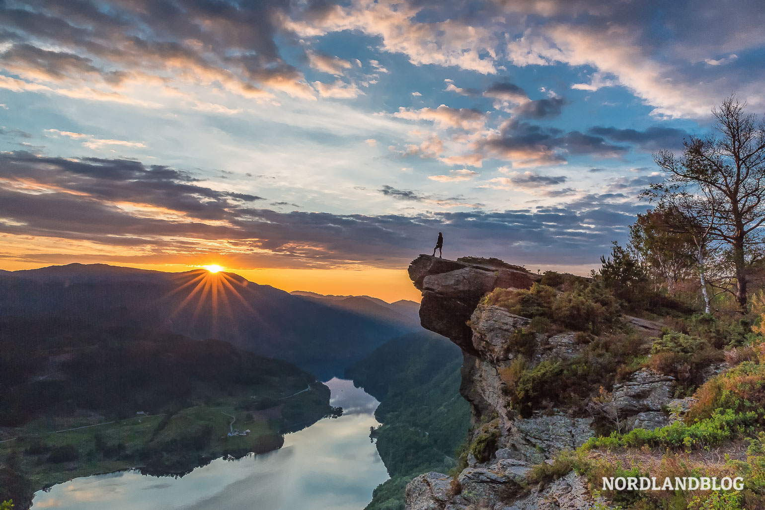 Wandern in Norwegen zur populären kleinen Trollzunge bei Nedstrand