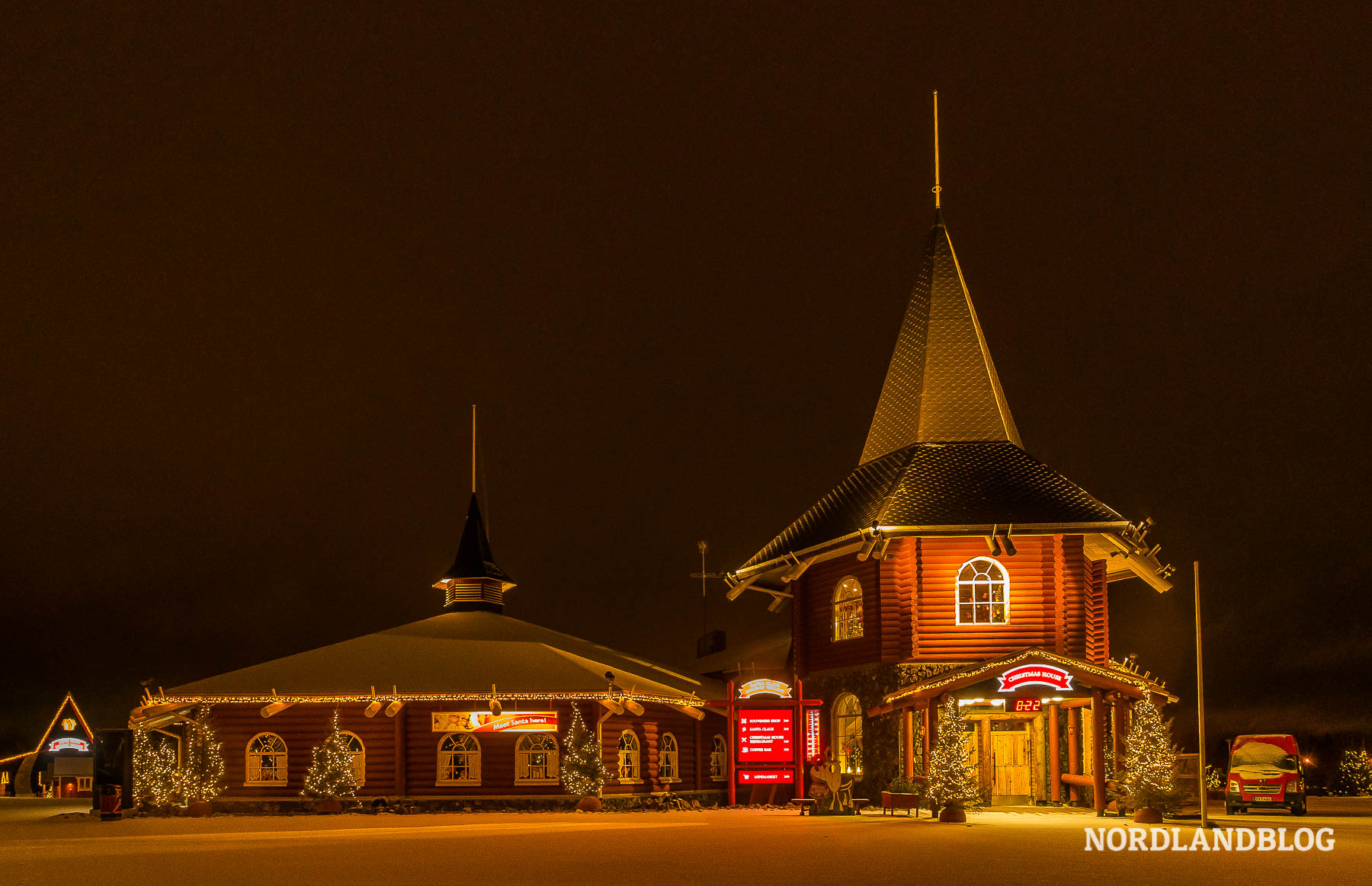 Weihnachtsdorf Rovaniemi (Finnland) auf unserer Norwegen Rundreise durch den Norden von Skandinavien