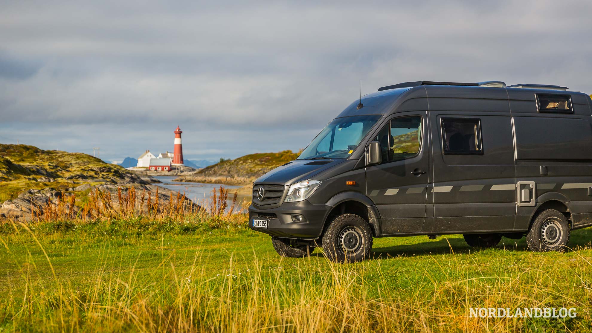 Camping in Norwegen - Kastenwagen am Leuchtturm Tranoy Fyr (Norwegen - Nordlandblog)