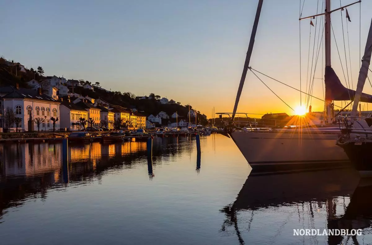 Faszination Südnorwegen - 24 Highlights und Tipps entlang der schönsten Routen Faszination Südnorwegen - 24 Highlights und Tipps entlang der schönsten Routen - Südnorwegen, Sehenswürdigkeiten, Rundreise, Route, Perfekte Reise, Lindesnes, Leuchtturm - sehen-erleben, norwegen - Im ersten Beitrag unserer Reihe empfehlen wir dir mit vielen Details, einer Landkarte und Bildern die schönsten Routen und 24 Highlights sowie Insider-Tipps im Süden von Norwegen für deine perfekte Reise.