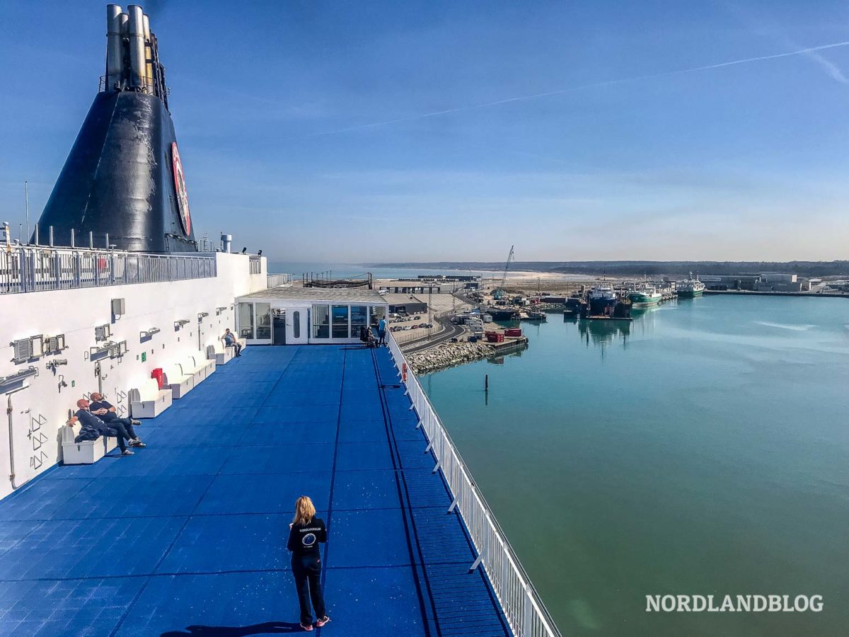 Insider-Tipps für deine (erste) Reise - Die Anreise nach Island Insider-Tipps für deine (erste) Reise - Die Anreise nach Island - Spartipps, Island, Flugzeug, Fähre, Anreise - island-ratgeber -
