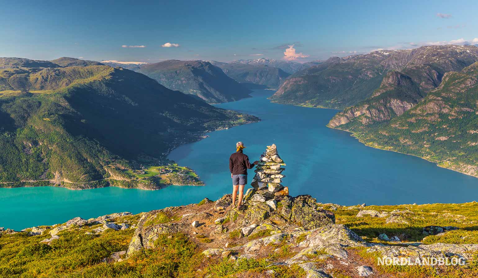 Blick vom Molden auf den Lustrafjord in Norwegen