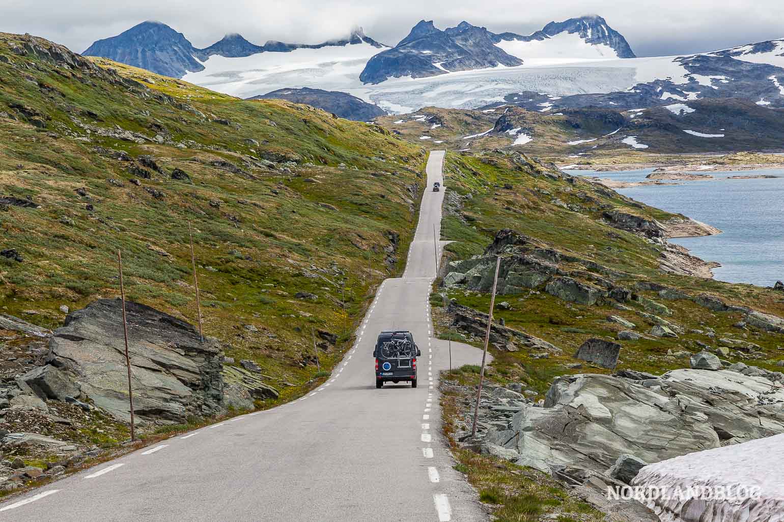 Fahrt auf dem Sognefjellsvegen in Norwegen