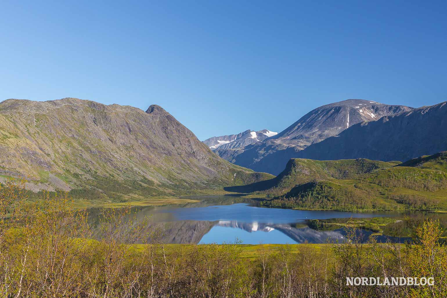 Blick von der FV 51 zum Jotunheimen