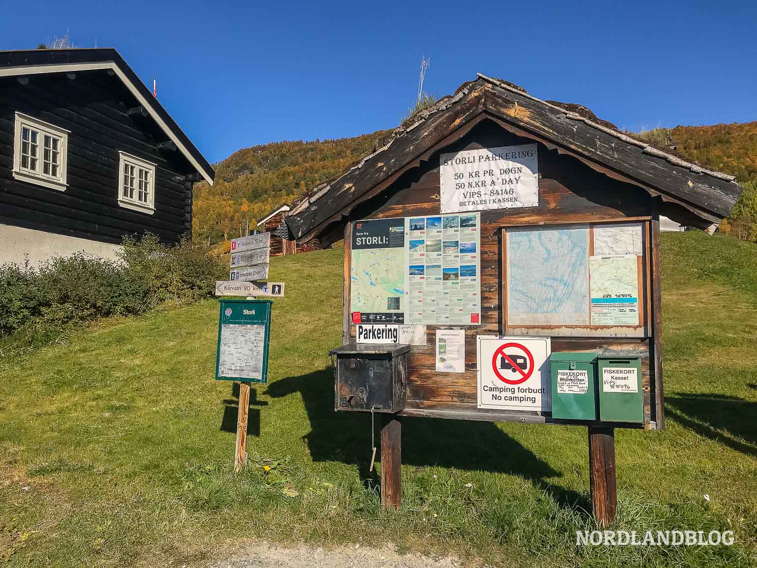 Am Parkplatz neben dem Hof Storli, dem Ausgangspunkt vieler Wanderungen im Trollheimen