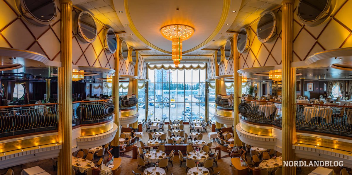 Das À la Carte Restaurant"Oceanic" achtern auf Deck 6 der Fähre Das À la Carte Restaurant"Oceanic" achtern auf Deck 6 der Fähre