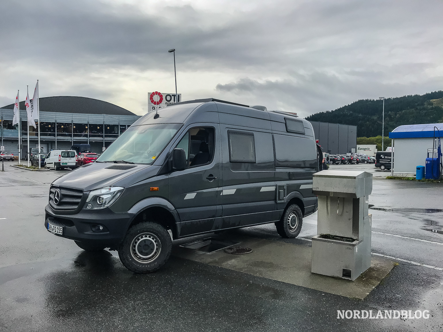 Entsorgungsstation für Wohnmobile und Kastenwagen in Norwegen an einem Einkaufscenter