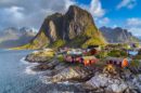 Bekanntes Fotomotiv auf den Lofoten - die alten Rorbuer bei Hamnøy