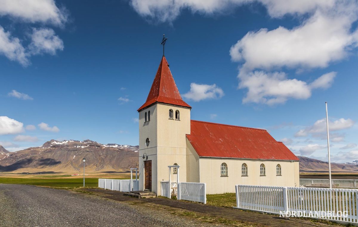 Staðastaðakirkja im Westen von Island (Kirche) Staðastaðakirkja im Westen von Island (Kirche)