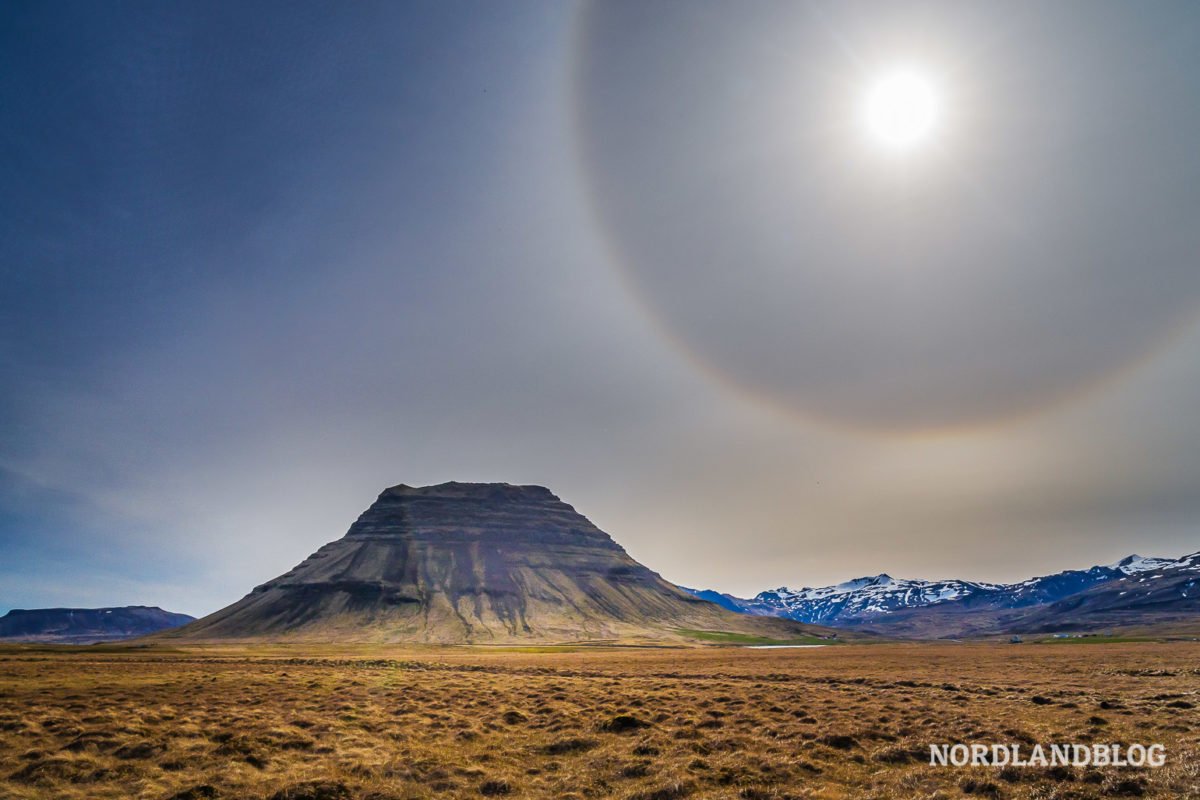 Halo Sonne vor dem Kirkjufell in Island Halo Sonne vor dem Kirkjufell in Island