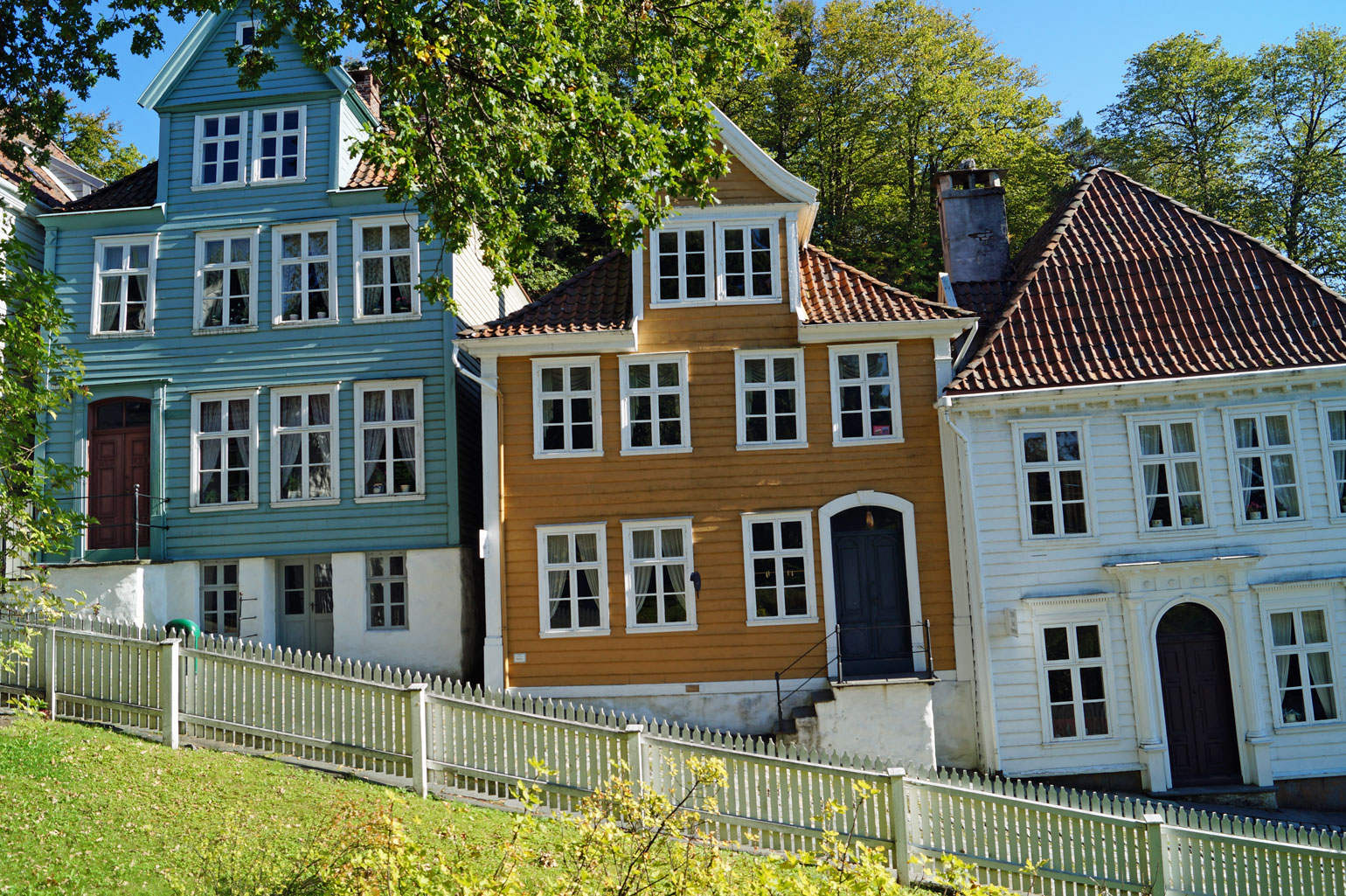 Alte Häuser im Freilichtmuseum Gamle Bergen in Bergen, Norwegen - Highlights in Bergen