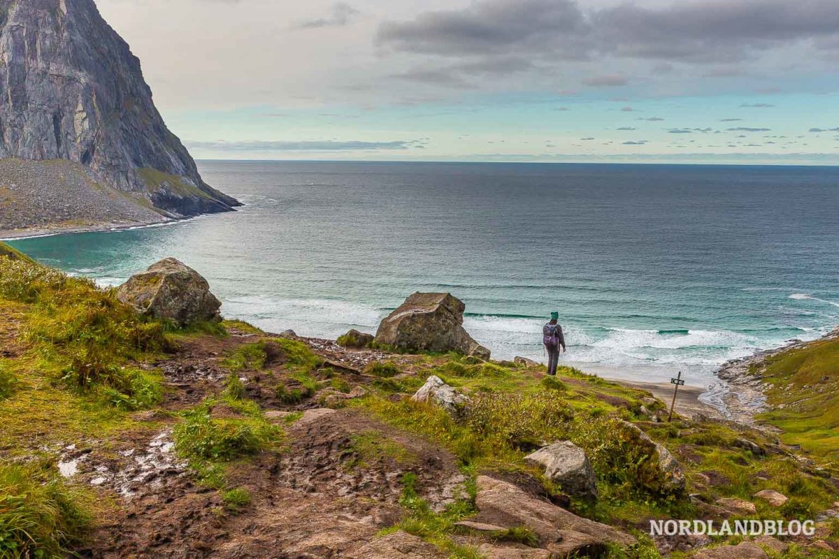Ausblick über den Atlantik und die Bucht Kvalvika Ausblick über den Atlantik und die Bucht Kvalvika