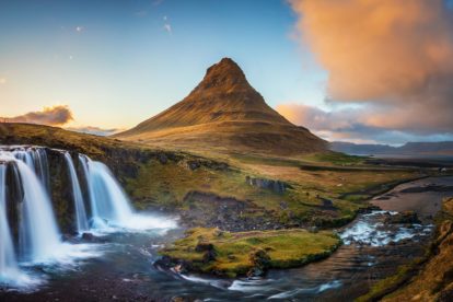 Kirkjufell Panorama Westküste Island (Titelbild Nordlandblog Kastenwagen Rundreise)