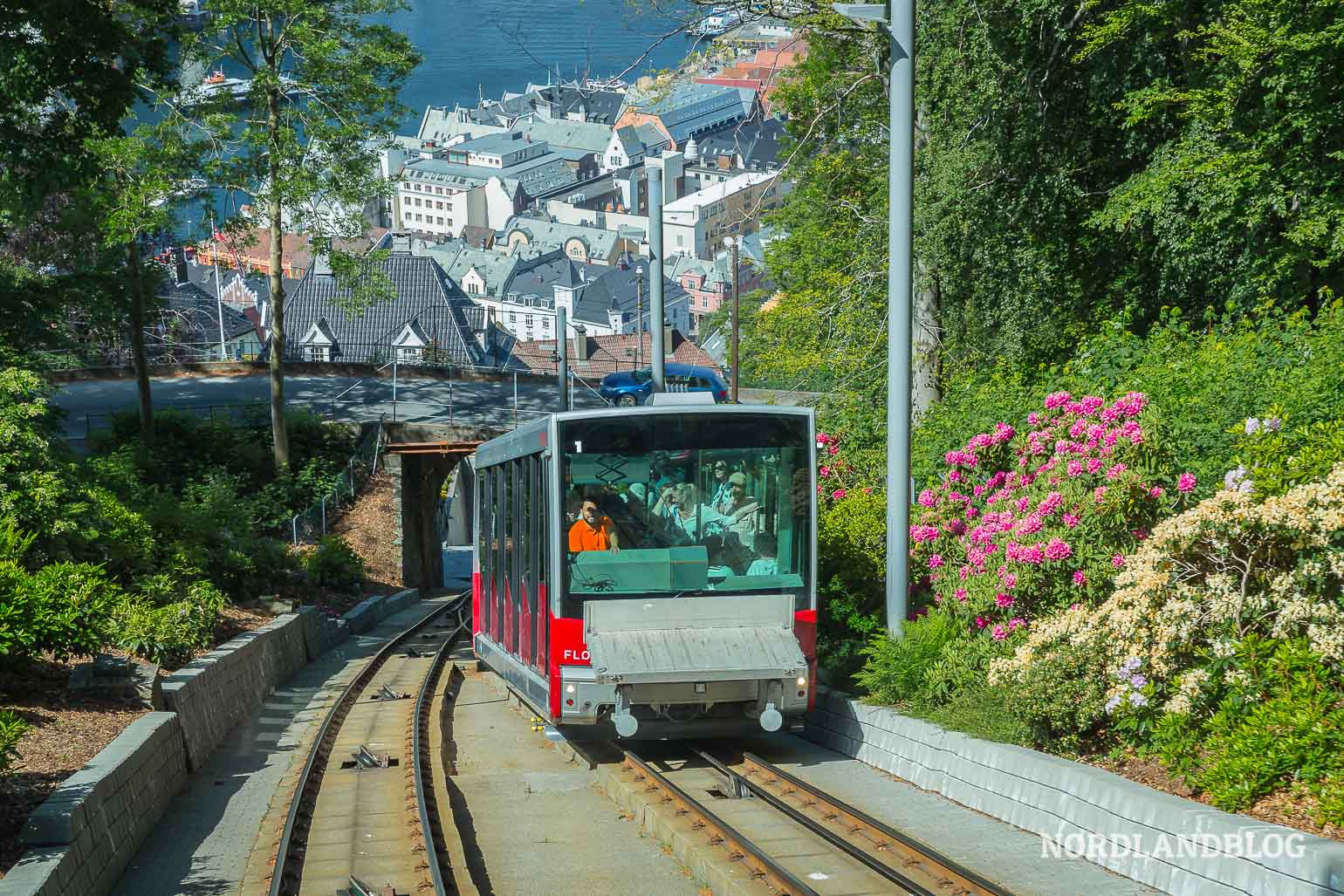 Die Standbahn hinauf zum Gipfel des Fløyen (320 Meter ü.d.M.) - Highlights in Bergen