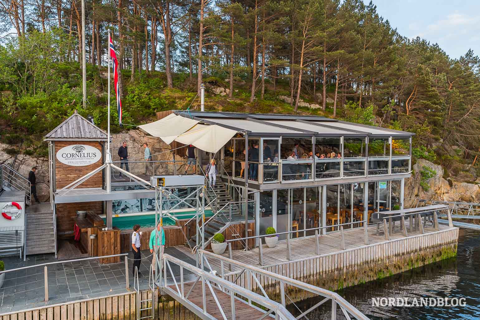 Das Restaurant Cornelius fasziniert auch durch seine Lage und Architektur 