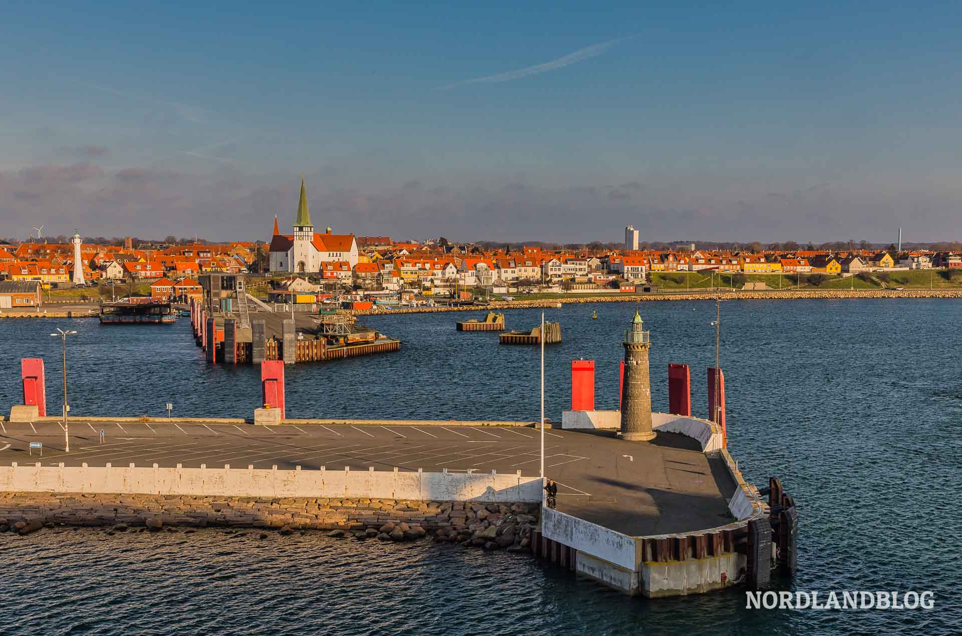 Blick von der Fähre auf die Inselhauptstadt von Bornholm