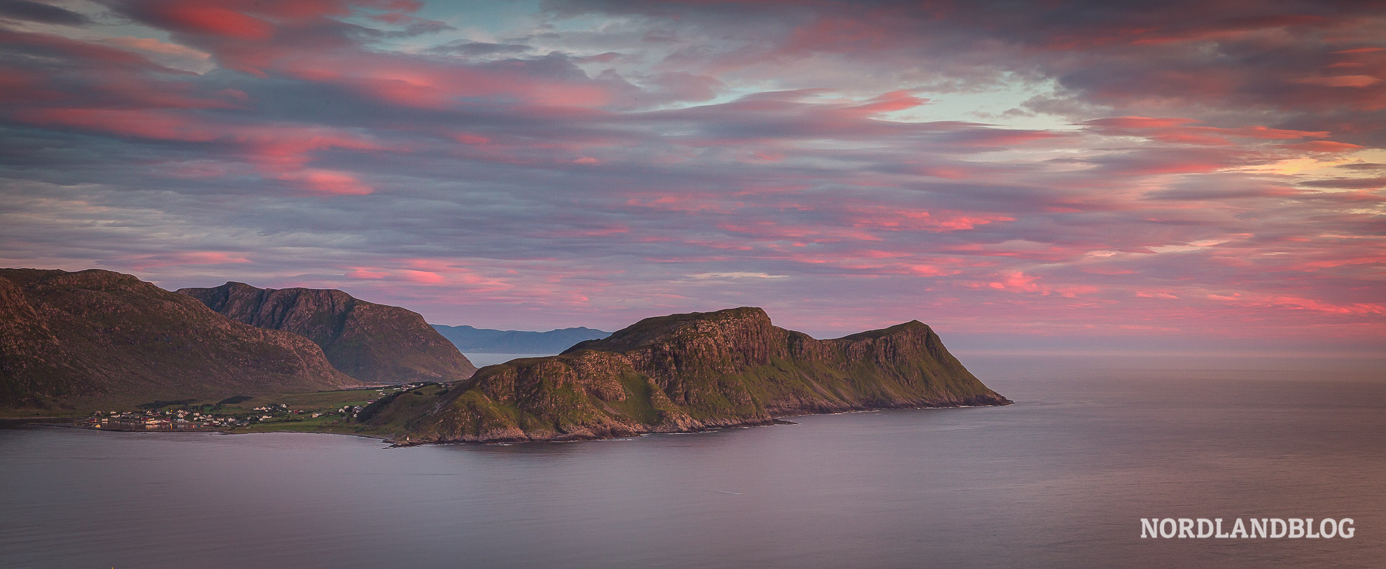 Blick auf die Westküste von Norwegen von der Vogelinsel Runde (Nordlandblog)