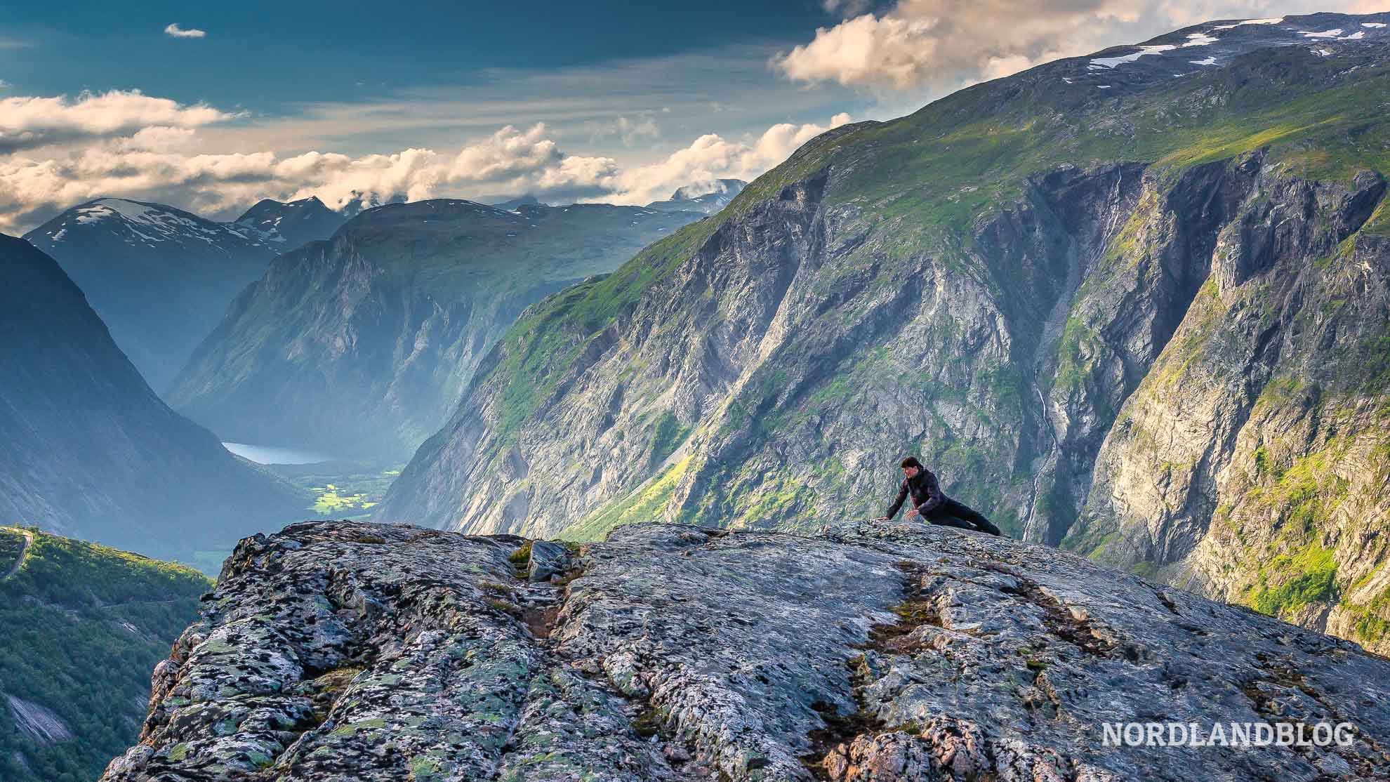 Aussichtspunkt Aurstupet im Eikesdalen Traumstrassen in Norwegen (Nordlandblog)