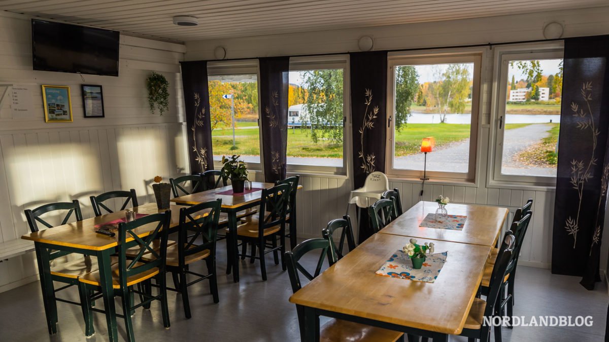 Küche und Aufenthaltsraum Sollefteå Camping Risön Campingplätze Schweden (Nordlandblog)