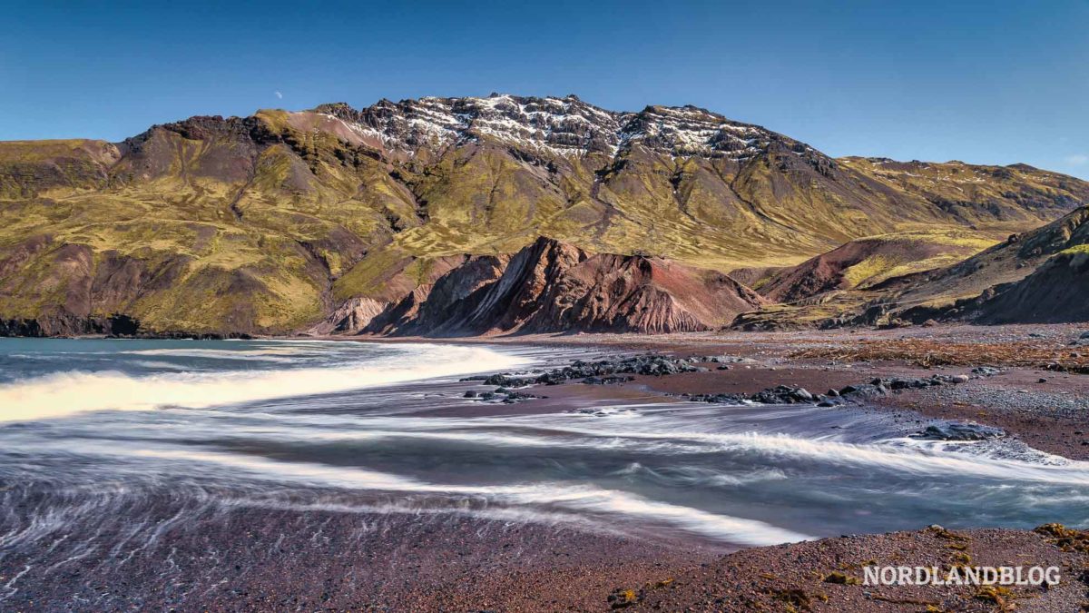 Langzeitbelichtung in der Bucht Brunavik in Borgarfjörður Island (Nordlandblog)