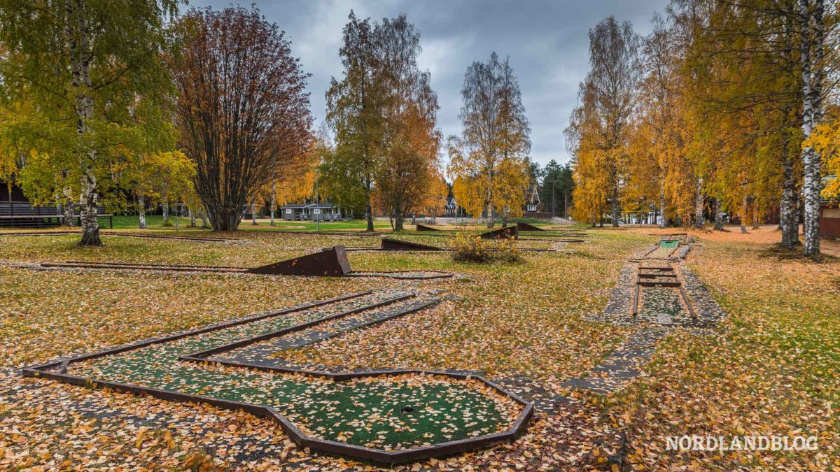 Minigolf auf dem Ähtäri Zoo Camping Campingplätze Finnland (Nordlandblog)
