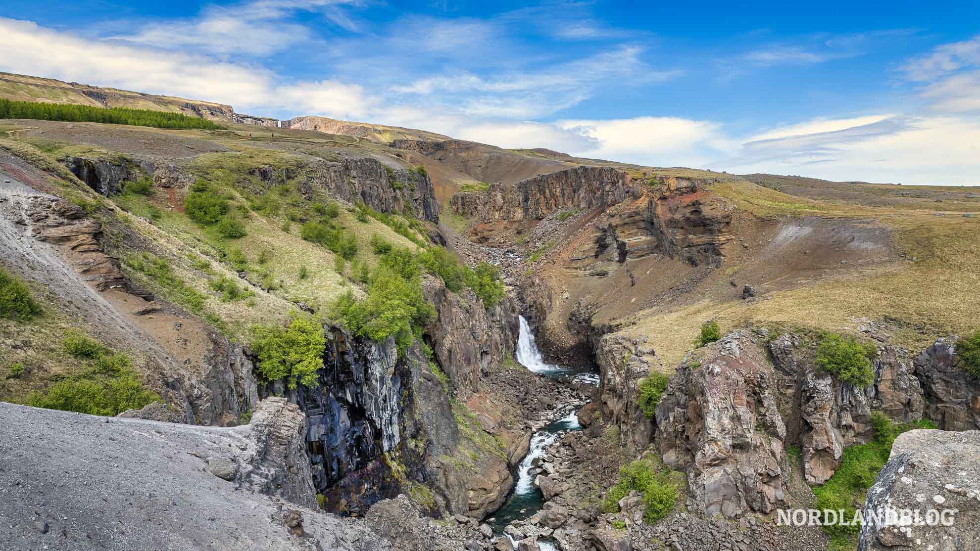 Schlucht Canyon am Hengifoss im Nordosten von Island (Nordlandblog)
