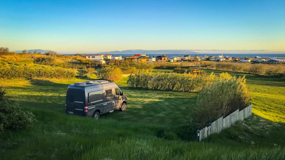 Titelbild Wohnmobil Campingplatz Skagaströnd Campsite Nordisland (Nordlandblog)