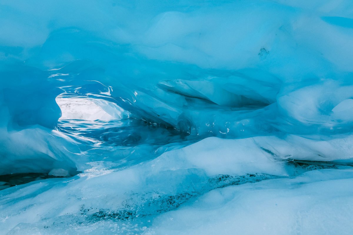 Die Eishöhlen sind ein besonderes Erlebnis, aber auch gefährlich.