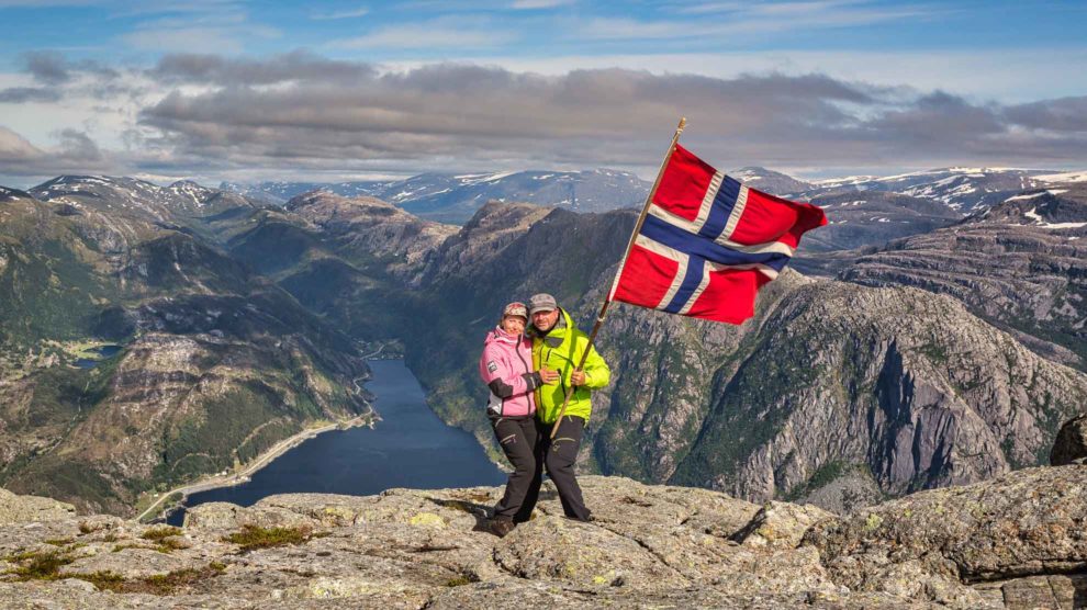 Titelbild Wanderung auf die Hochklippe Hornelen in Bremanger (Norwegen)