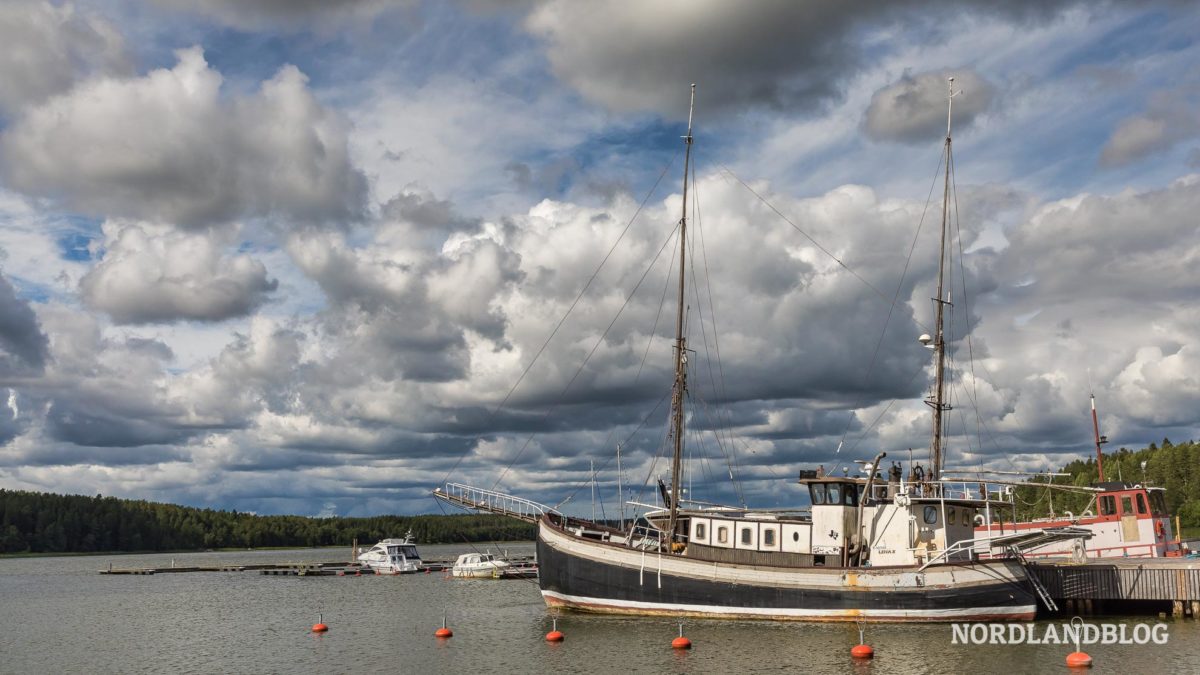 Yachthafen an der Ostseeküste in Mathildedal (Südfinnland)