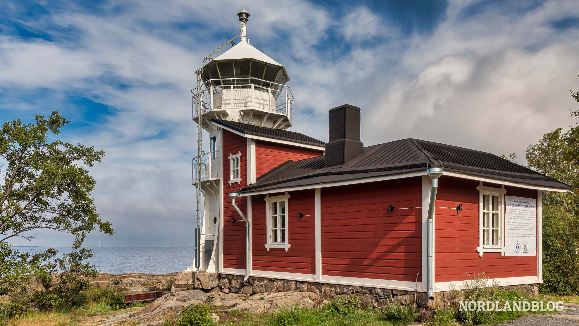 Kallo Lighthouse - das alte Leuchtfeuer an der finnischen Ostseeküste