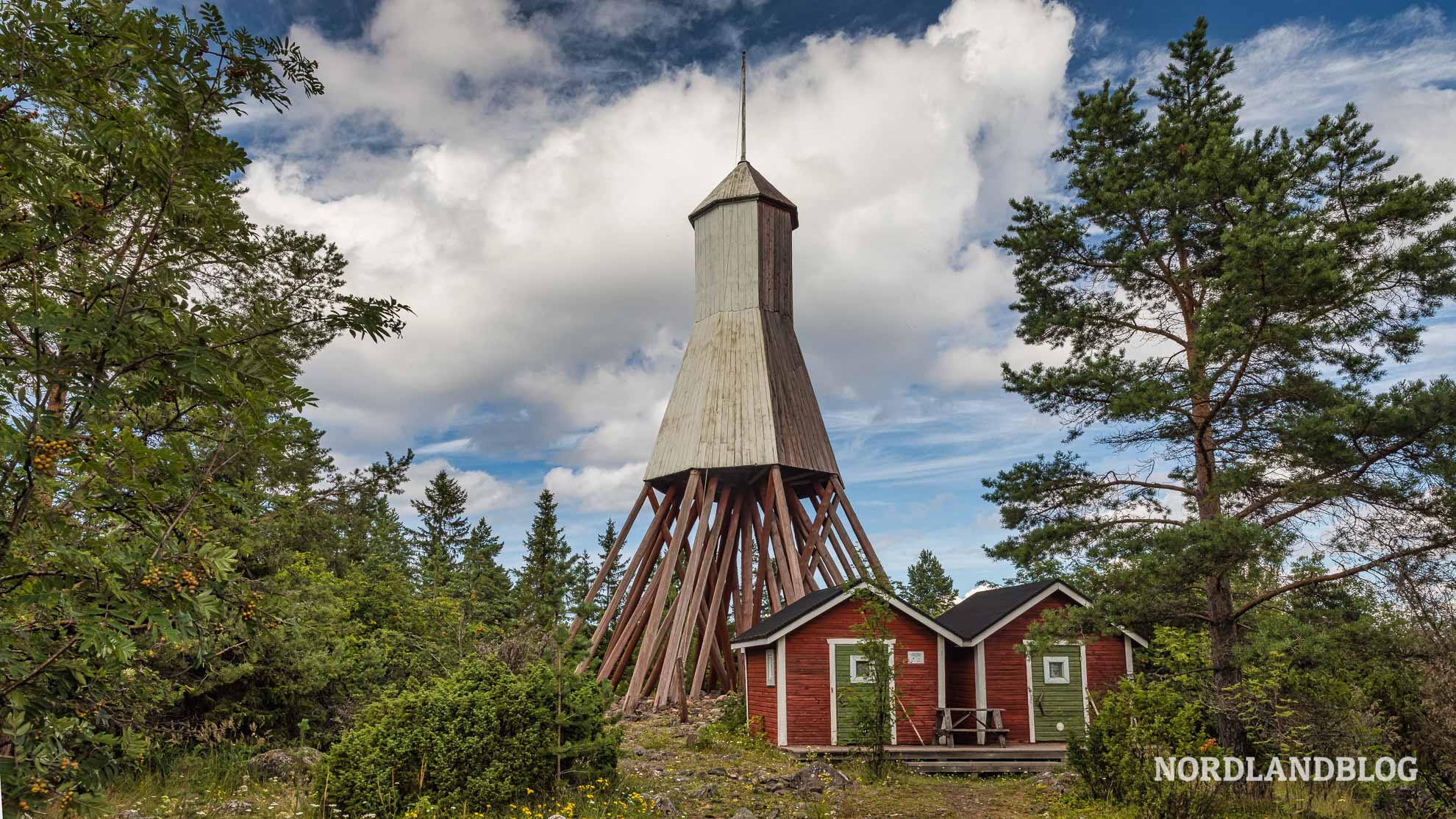 Wahrzeichen von Raahe Leuchtturm / Wohnmobil Rundreise Nordfinnland Lappland Finnland