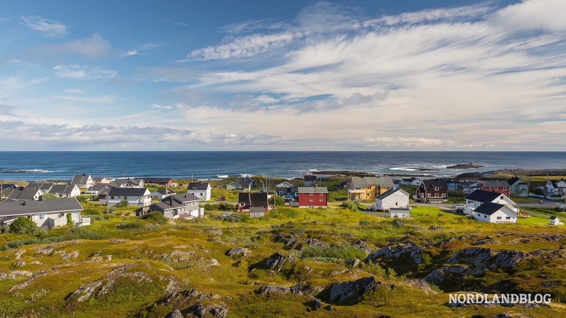 Blick auf Berlevag Finnmark Nordnorwegen