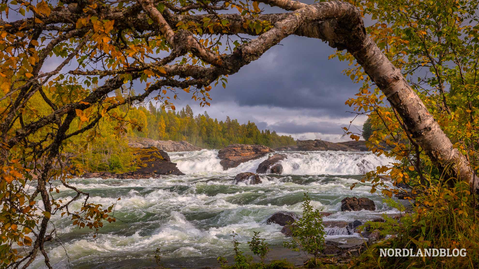 Wasserfall Målselvfossen in Nordnorwegen