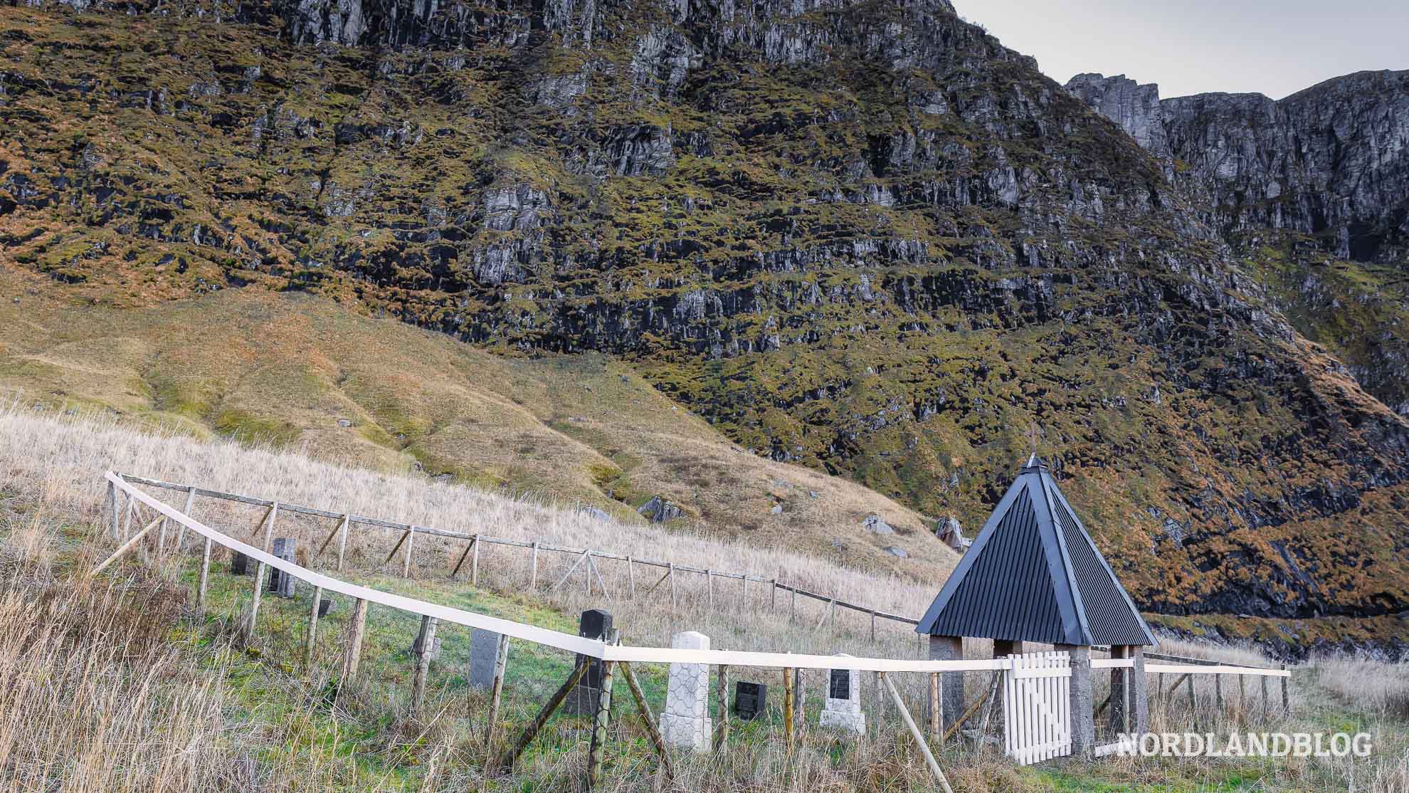 Friedhof Bucht Strand Vetvika Bremanger Fjordnorwegen