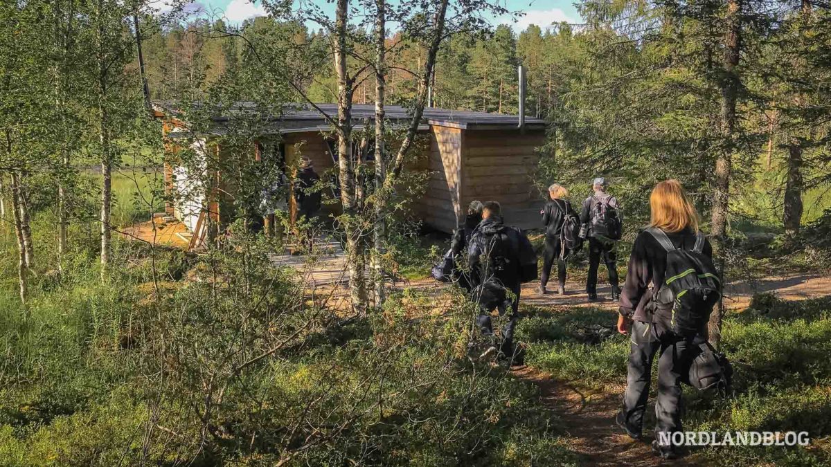 Hütte im Wald bei Kuusamo in Finnland