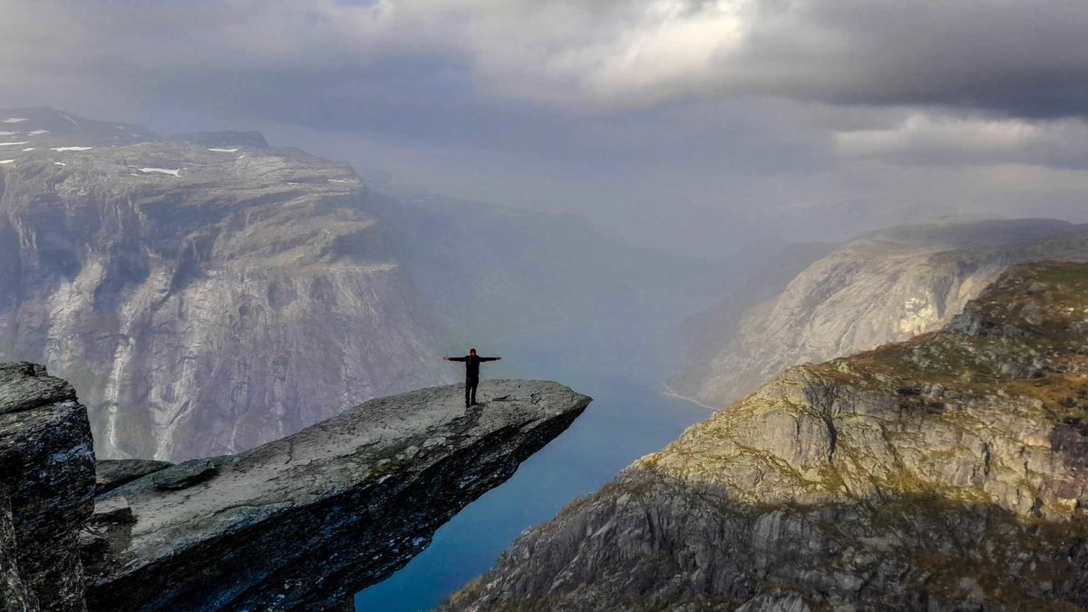 Die Wanderung zur Trolltunga in Norwegen ist spektakulär.