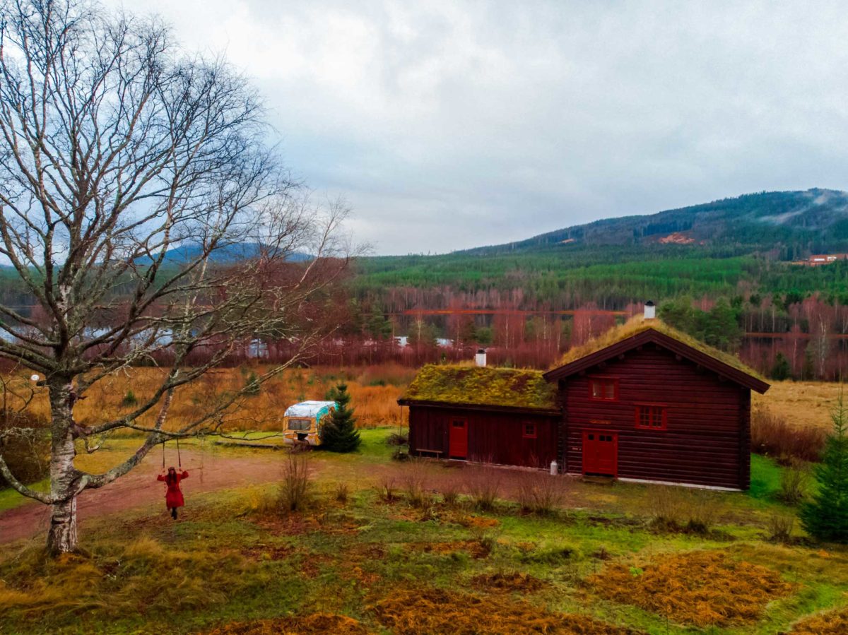 Die kleine Farm in Âsnes Finnskog in Norwegen.
